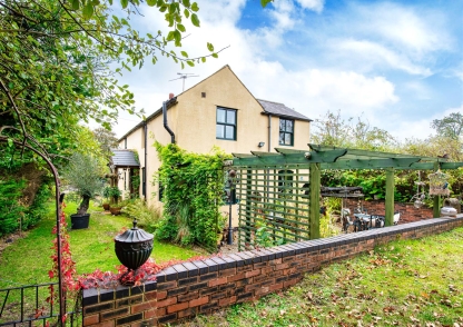 The Old Moat Cottage and Building Plot, 40 Moatbrook Lane, Codsall